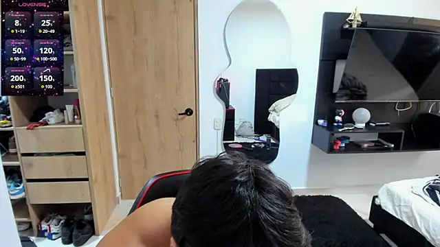 Cristhian Evans online show from September 2025 01:28:02 PM
