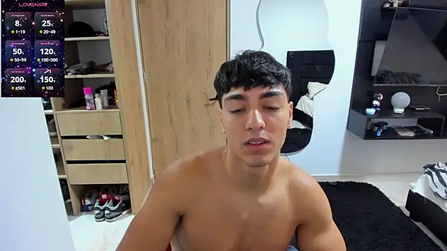 Cristhian Evans online show from September 2025 01:06:01 PM