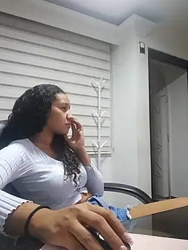 cute mia23 online show from January 2025 05:11:02 AM