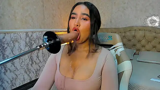 cute mia23 online show from May 2026 05:40:02 PM
