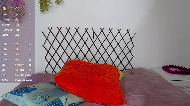 Snapshot of karla_charloby chatting on October 2025 02:29:02 PM karla charloby online show from October 2025 02:29:02 PM