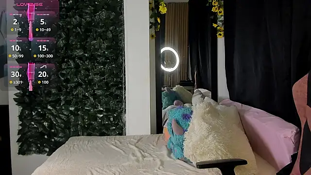 Snapshot of karla_charloby chatting on February 2026 09:03:01 PM karla charloby online show from February 2026 09:03:01 PM