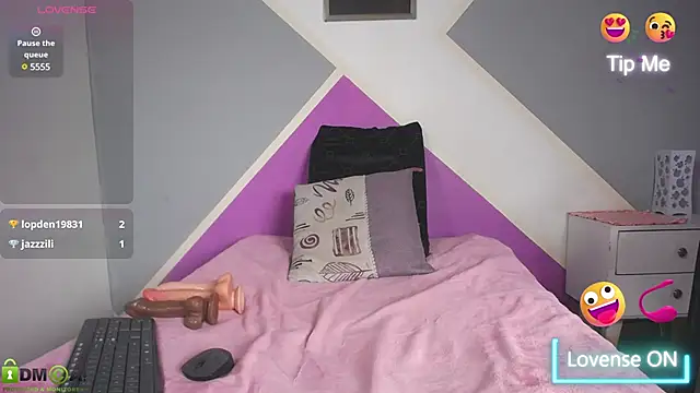 Snapshot of karla_charloby chatting on March 2025 09:13:01 PM karla charloby online show from March 2025 09:13:01 PM