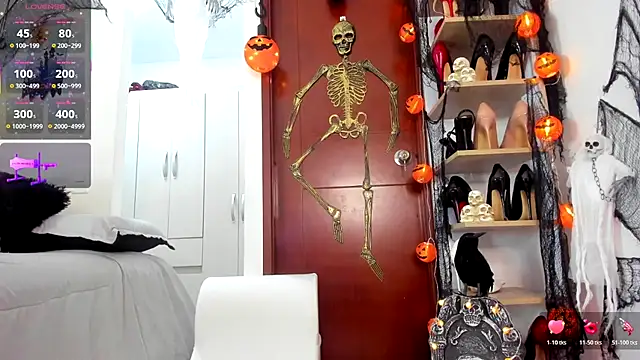 Snapshot of SophieBaker__ chatting on October 2025 03:29:02 AM SophieBaker online show from October 2025 03:29:02 AM