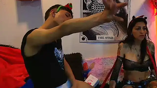 Justyn Ross online show from November 2025 12:55:01 AM