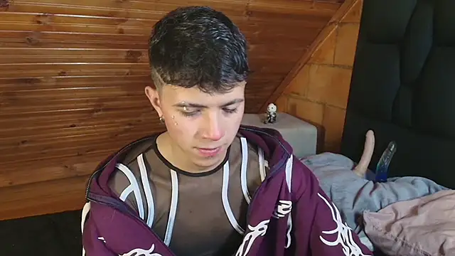 Justyn Ross online show from October 2025 08:21:01 PM