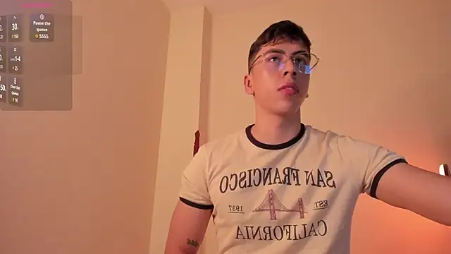 Snapshot of Alexx_oconnor chatting on January 2025 06:39:01 AM Alexx oconnor online show from January 2025 06:39:01 AM