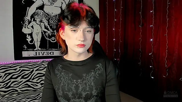 Snapshot of Vailyreb_ chatting on December 2024 07:32:01 PM Vailyreb online show from December 2024 07:32:01 PM