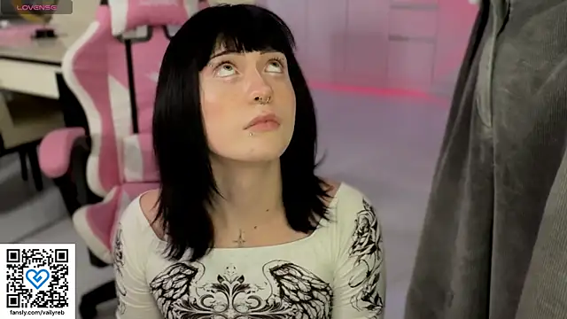 Vailyreb  online show from November 2025 04:33:02 PM