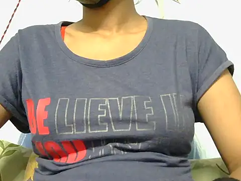 Snapshot of Thimiralagi chatting on February 2026 07:26:02 AM Thimiralagi online show from February 2026 07:26:02 AM