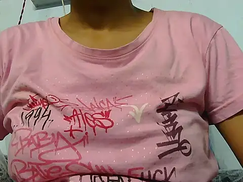 Snapshot of Thimiralagi chatting on February 2026 02:03:01 AM Thimiralagi online show from February 2026 02:03:01 AM