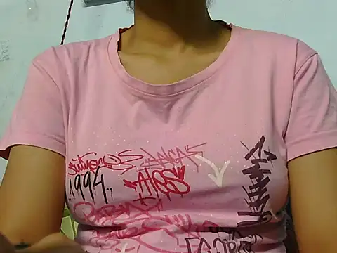 Snapshot of Thimiralagi chatting on February 2026 01:45:01 AM Thimiralagi online show from February 2026 01:45:01 AM