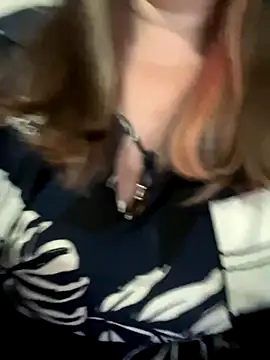 Popinasq online show from November 2025 09:08:01 PM