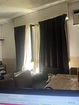 Popinasq online show from February 2026 03:20:02 PM