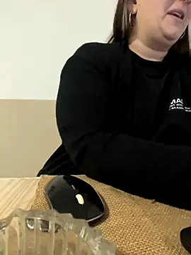 Popinasq online show from November 2025 09:19:02 PM