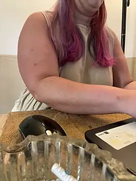 Popinasq online show from December 2025 02:55:01 PM