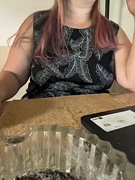 Popinasq online show from November 2025 06:41:02 PM