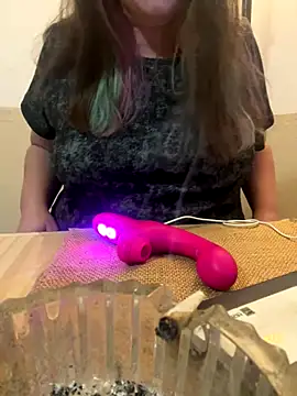 Popinasq online show from November 2025 05:56:02 PM