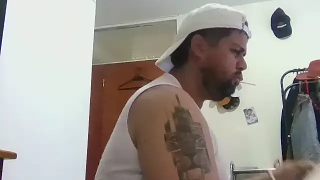 GABRIELGARCIA1313 online show from June 2026 09:09:02 PM