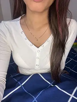 Snapshot of _riyaahahaha_ chatting on December 2024 11:12:02 AM  riyaahahaha  online show from December 2024 11:12:02 AM