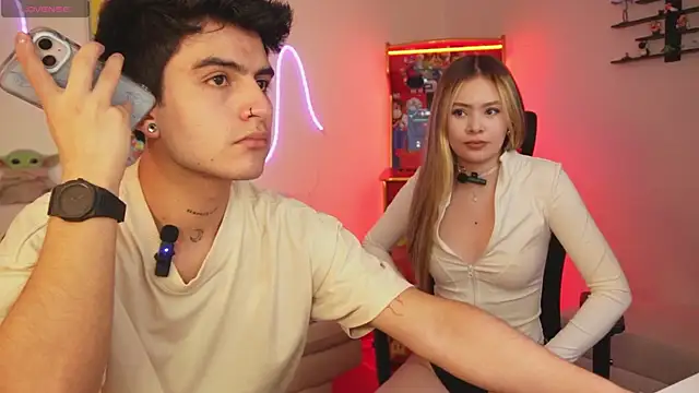 tommy and sophie online show from April 2026 06:26:01 PM