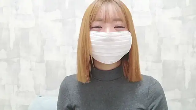 LOVE MOMO LOVE online show from February 2026 11:26:01 AM