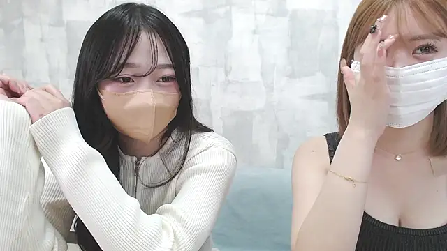 LOVE MOMO LOVE online show from November 2025 11:21:02 AM