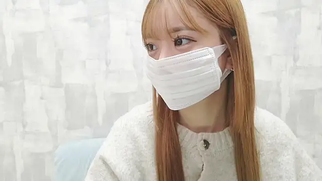 LOVE MOMO LOVE online show from February 2026 11:28:01 AM