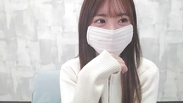 LOVE MOMO LOVE online show from November 2025 11:25:01 AM