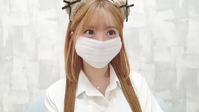 LOVE MOMO LOVE online show from February 2026 11:41:01 AM