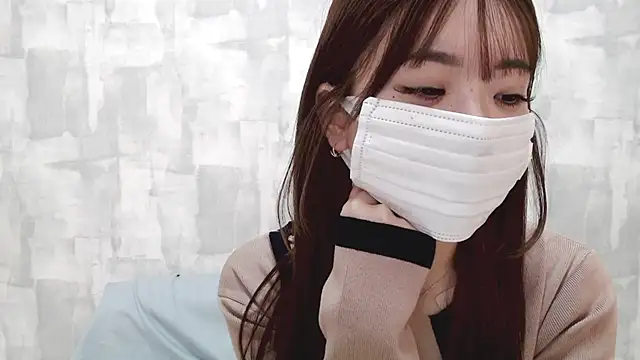 Snapshot of LOVE_MOMO_LOVE chatting on October 2025 11:45:02 AM LOVE MOMO LOVE online show from October 2025 11:45:02 AM
