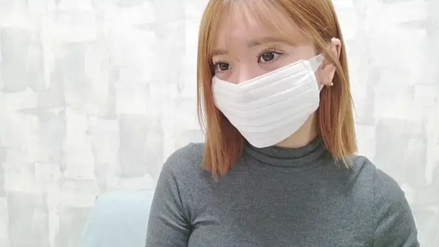 LOVE MOMO LOVE online show from January 2026 12:23:02 PM