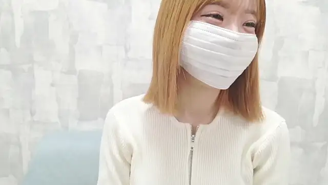 LOVE MOMO LOVE online show from February 2026 11:30:02 AM