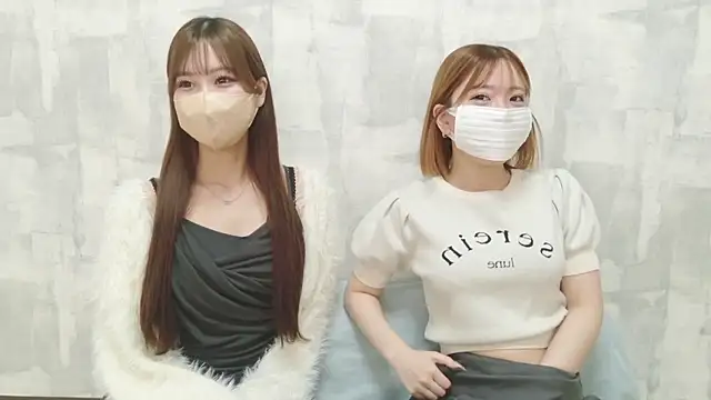 LOVE MOMO LOVE online show from May 2026 11:49:01 AM