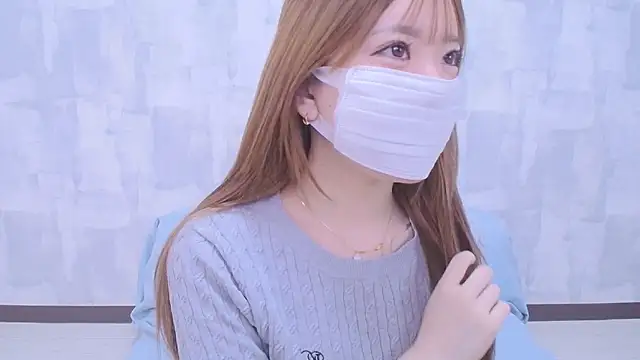 LOVE MOMO LOVE online show from June 2026 11:41:01 AM
