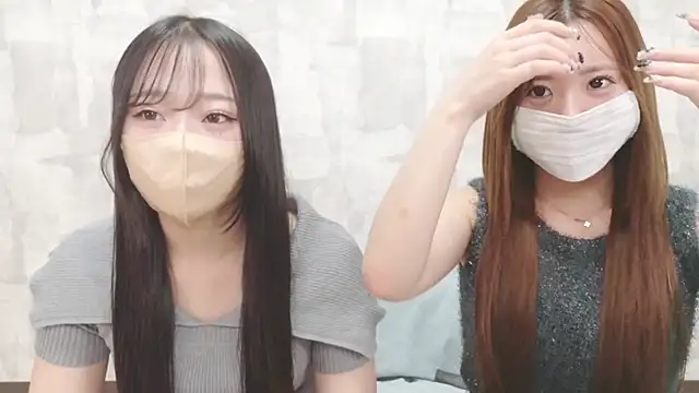 Snapshot of LOVE_MOMO_LOVE chatting on July 2026 11:09:01 AM LOVE MOMO LOVE online show from July 2026 11:09:01 AM