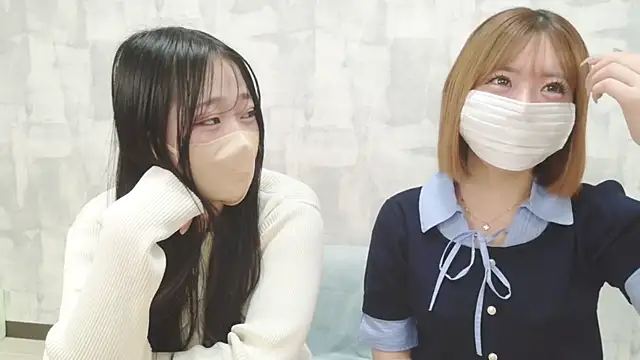 LOVE MOMO LOVE online show from May 2026 12:19:01 PM