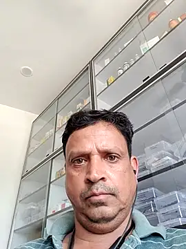 Raj1043 online show from May 2026 06:32:01 AM