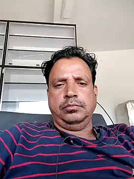 Raj1043 online show from October 2025 06:33:02 AM