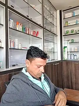 Raj1043 online show from November 2025 05:18:02 AM