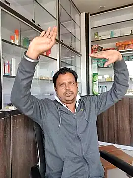 Raj1043 online show from November 2025 06:17:01 AM