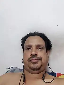 Raj1043 online show from December 2024 12:45:01 PM