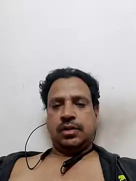 Raj1043 online show from December 2024 08:36:01 PM