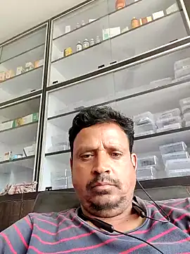 Snapshot of Raj1043 chatting on June 2026 06:18:02 AM Raj1043 online show from June 2026 06:18:02 AM