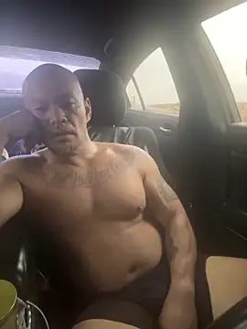 Snapshot of EatMyCake831 chatting on September 2025 03:50:01 PM EatMyCake831 online show from September 2025 03:50:01 PM