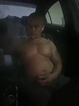 Snapshot of EatMyCake831 chatting on October 2025 02:40:02 PM EatMyCake831 online show from October 2025 02:40:02 PM