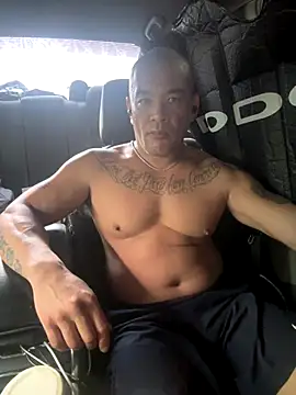 EatMyCake831 online show from December 2025 05:25:02 PM