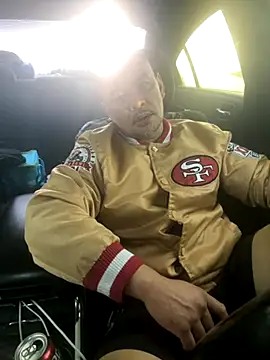 EatMyCake831 online show from November 2025 04:07:02 PM