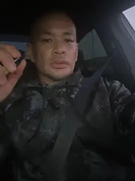 Snapshot of EatMyCake831 chatting on October 2025 01:40:02 AM EatMyCake831 online show from October 2025 01:40:02 AM