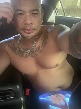 Snapshot of EatMyCake831 chatting on March 2025 09:24:01 PM EatMyCake831 online show from March 2025 09:24:01 PM